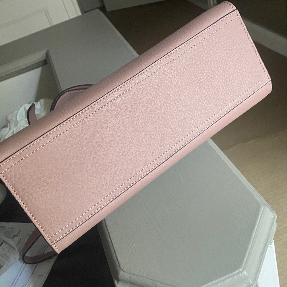 Gucci Marmont GG 2 way Pink/tan Satchel with Gold Accent - Picture 16 of 17